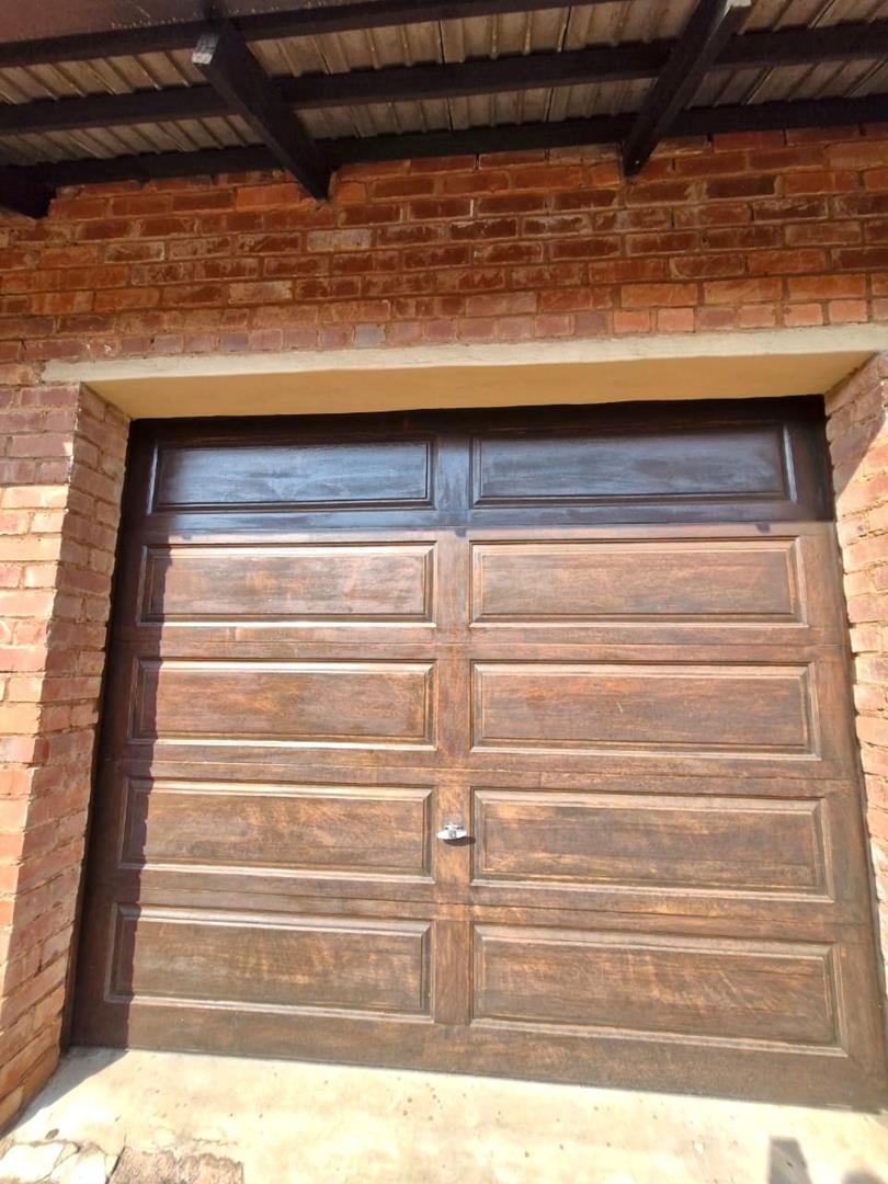 To Let 3 Bedroom Property for Rent in Meerhof North West